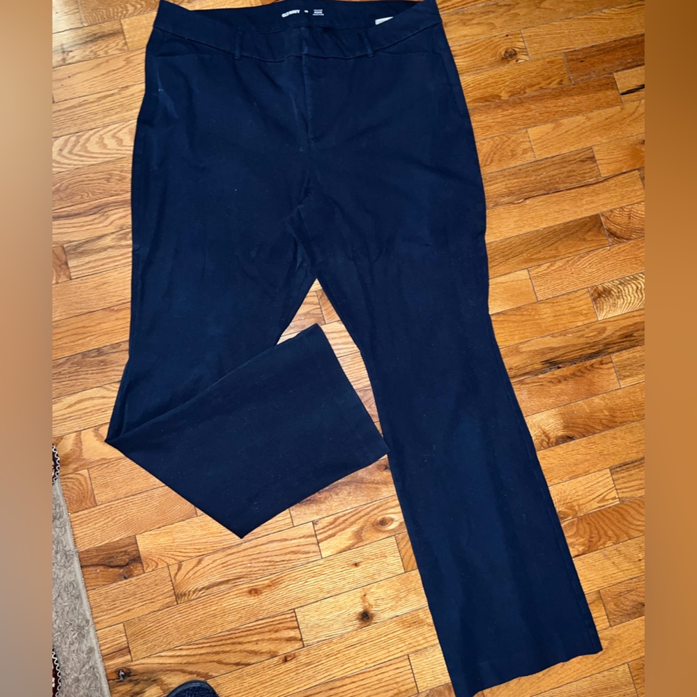 Old Navy Pixie Pant